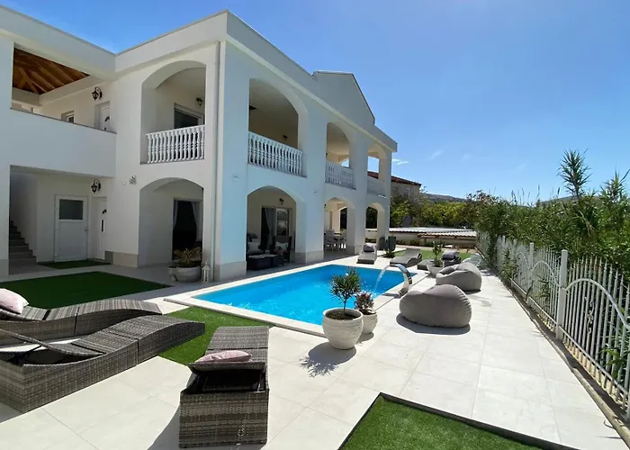 Casa Blanca